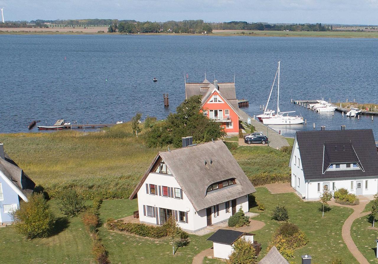 Ferienhaus Boddenblick Und Kranich Vieregge Εξωτερικό φωτογραφία
